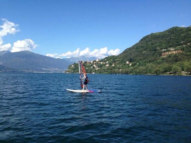 Una giornata con sole e vento
